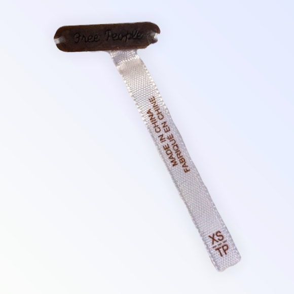 ✨ Free People Oversized Cable Sweater Hoody EUC - Picture 4 of 7